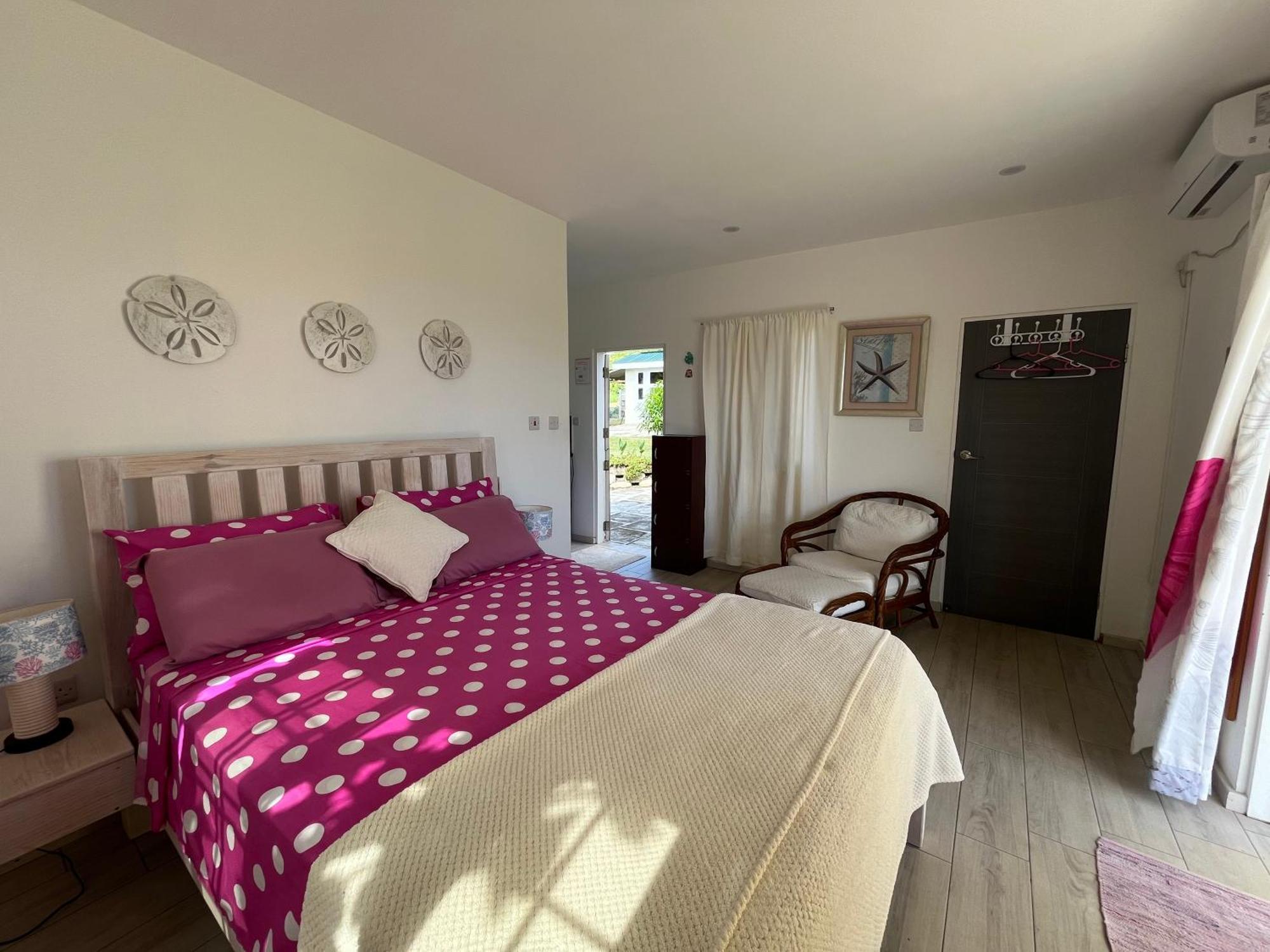 Waves Villa Guesthouse Κίνγκσταουν Εξωτερικό φωτογραφία