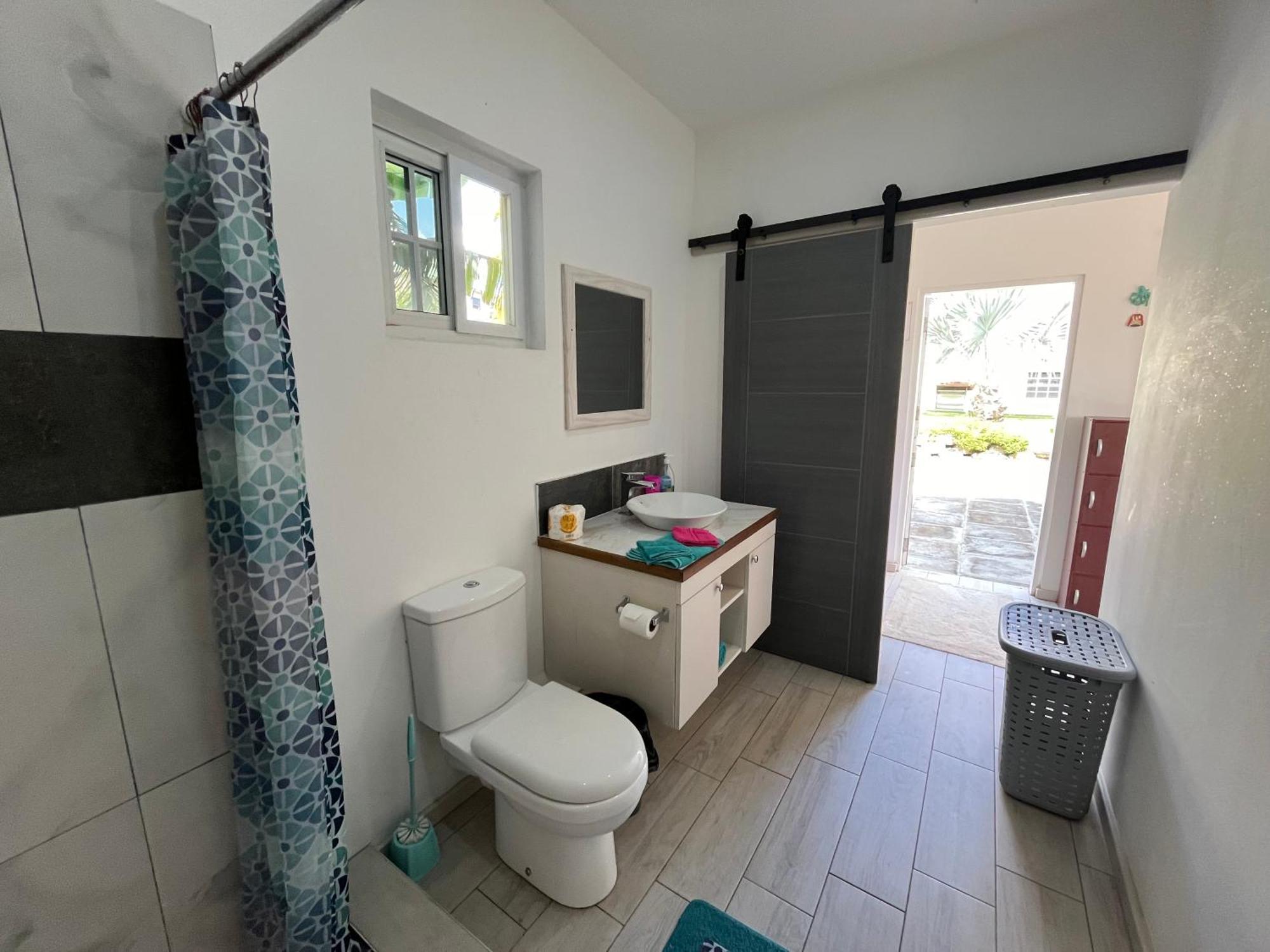 Waves Villa Guesthouse Κίνγκσταουν Εξωτερικό φωτογραφία