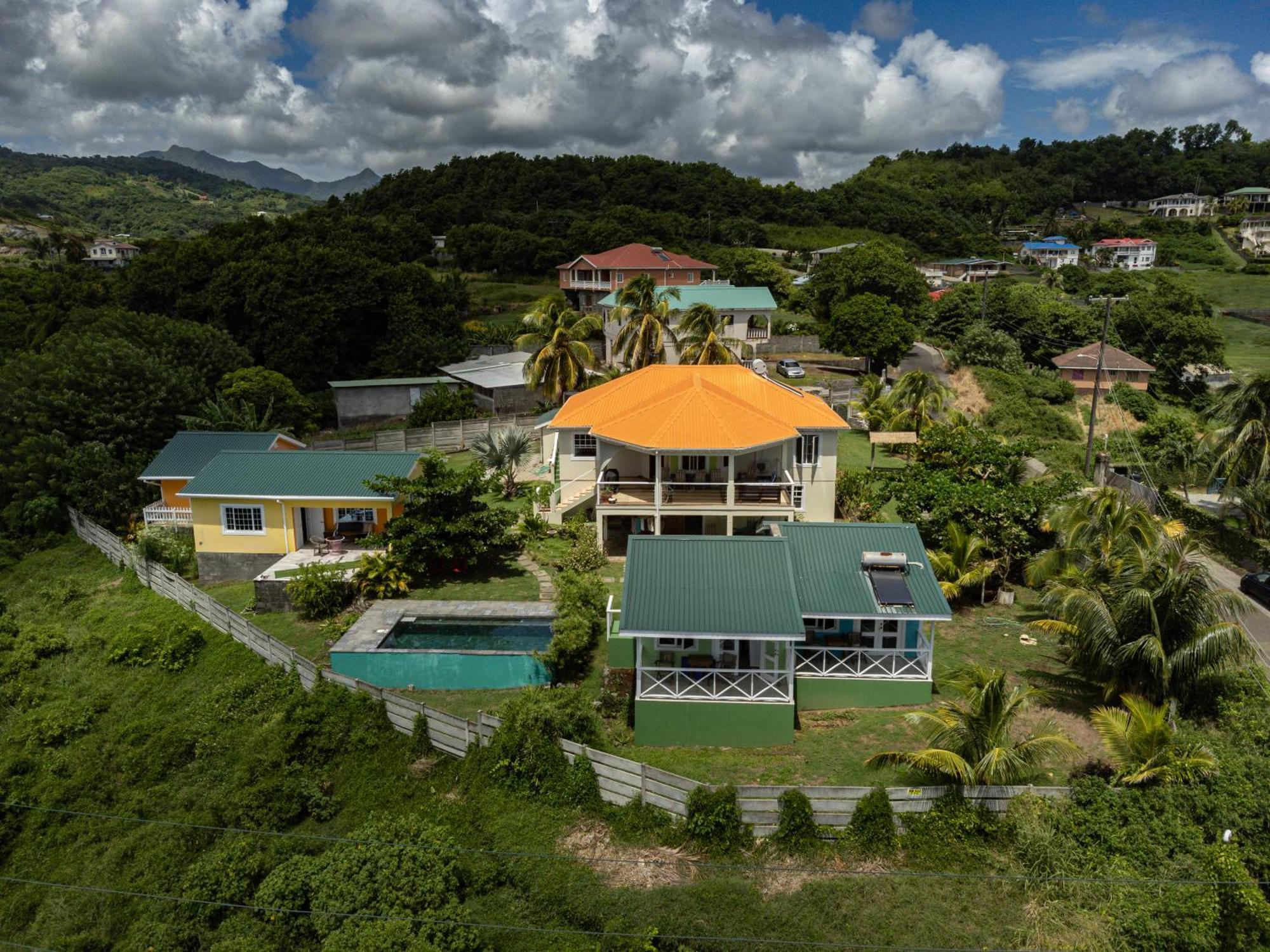 Waves Villa Guesthouse Κίνγκσταουν Εξωτερικό φωτογραφία